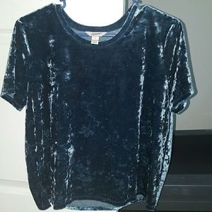 Crushed velvet tee nwot